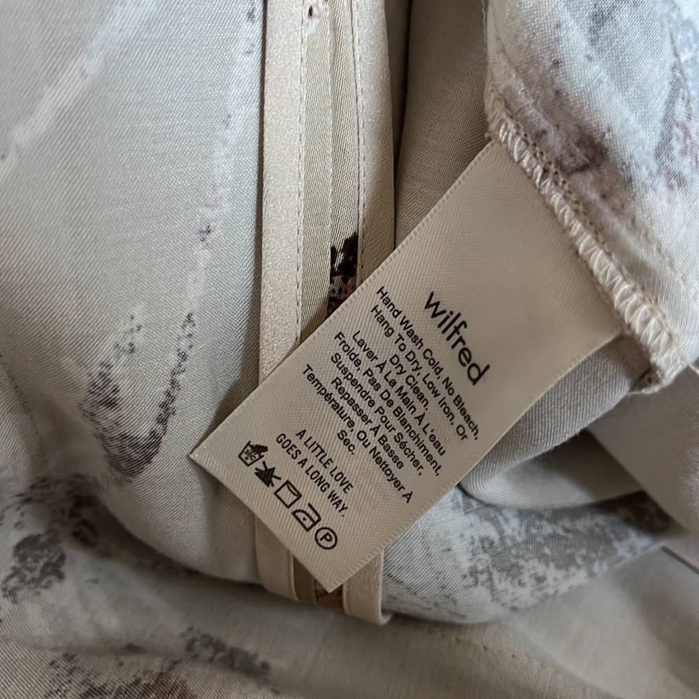 Wilfred Floral Beige Robe - Picture 16 of 16